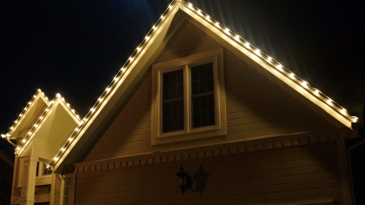 Professional Holiday Lighting Residential