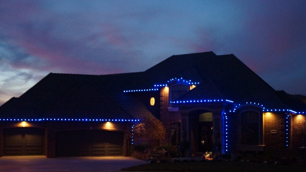 Cedar Creek Olathe Holiday Lights