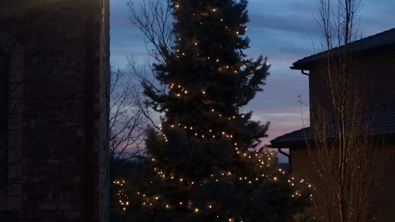 Holiday Lighting Exterior Lenexa Kansas